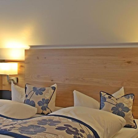 Hotel Falkenseer Hof מראה חיצוני תמונה